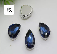 Load image into Gallery viewer, Crystal Flower Lapel Pin With 4 Gold Or Silver Chains