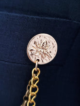 Load image into Gallery viewer, Sunflower Lapel Chain Pin