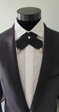 Load image into Gallery viewer, Cross Necktie