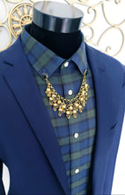 Load image into Gallery viewer, Skull Collar Chain Pin