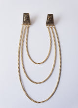 Load image into Gallery viewer, Gold Glyph Collar Chain Pin