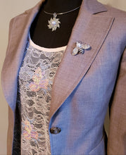 Load image into Gallery viewer, Honey Bee Rhinestone Brooch Pin