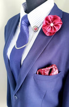 Load image into Gallery viewer, Red Crystal Collar Chain Pin