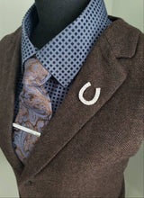 Load image into Gallery viewer, Crystal Horseshoe Lapel Brooch Pin
