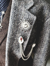 Load image into Gallery viewer, Rhinestone Crystal Sun Flower Brooch Pin