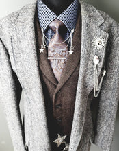 Load image into Gallery viewer, Rhinestone Crystal Sun Flower Brooch Pin