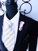 Load image into Gallery viewer, Metal Half Face Lapel Brooch Pin