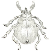 Load image into Gallery viewer, Beetle Crystal Clasp Lapel Pin