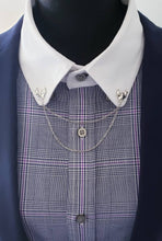 Load image into Gallery viewer, Bat-shaped Brooch Pin with Chains