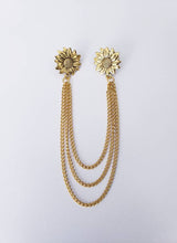 Load image into Gallery viewer, Retro Sunflower Collar Chain Pin