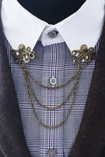 Load image into Gallery viewer, Octopus Collar Chain Pin