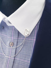 Load image into Gallery viewer, Ace of Spades Collar Pins with Chains