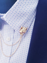 Load image into Gallery viewer, Wolf Collar Chain Pin