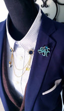 Load image into Gallery viewer, Crystal Sunflower Collar Chain Pin