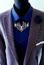 Load image into Gallery viewer, Deer Head Pendant Necklace