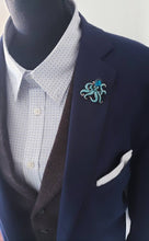 Load image into Gallery viewer, Crystal Octopus Lapel Pin