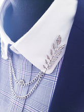 Load image into Gallery viewer, Leaf Collar Chain Pin