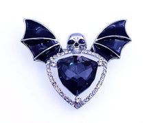 Load image into Gallery viewer, Skull Bat Brooch Lapel Pins