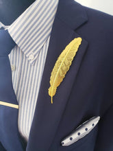Load image into Gallery viewer, Metal Feather Lapel Pin