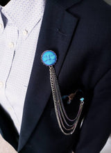 Load image into Gallery viewer, Moon Face Lapel Pin