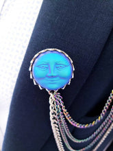 Load image into Gallery viewer, Moon Face Lapel Pin