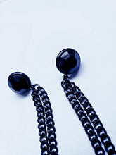 Load image into Gallery viewer, 12×12mm Black Facet Collar Pin with Chain