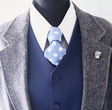 Load image into Gallery viewer, Crystal Rhinestones Jaguar Lapel Pin