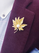Load image into Gallery viewer, Gold Metal Leaf Brooches Pin