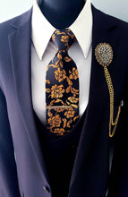 Load image into Gallery viewer, Crystal Rhinestones Lapel Pin with Gold Chains