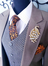 Load image into Gallery viewer, Rhinestone Peacock Brooch(Medium) Bridal Pin