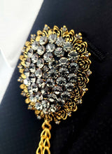 Load image into Gallery viewer, Crystal Rhinestones Lapel Pin with Gold Chains