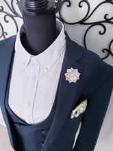 Load image into Gallery viewer, Rose Flower Crystal Rhinestone Metal Lapel Pin