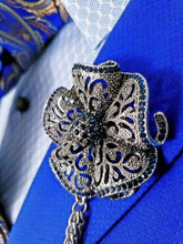 Load image into Gallery viewer, Crystal Flower Brooch Lapel Pin