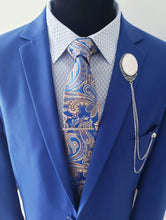 Load image into Gallery viewer, Natural White Shell Lapel Pin