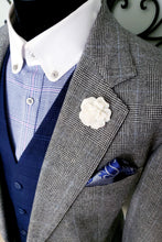 Load image into Gallery viewer, Rose Rhinestone Lapel Pin
