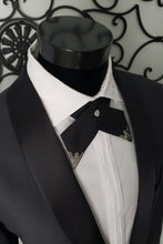 Load image into Gallery viewer, Cross Necktie

