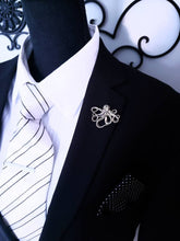Load image into Gallery viewer, Crystal Clasp Octopus Lapel Pin
