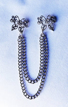 Load image into Gallery viewer, Crystal Butterfly Bow Collar Pin with Chain
