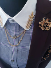 Load image into Gallery viewer, Tree Leaf Collar Pin
