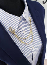 Load image into Gallery viewer, Skeleton Hands Double Collar Chains Pin
