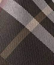 Load image into Gallery viewer, Men&#39;s Necktie Brown Silk Cufflink Set

