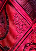 Load image into Gallery viewer, Men&#39;s Red Silk Necktie Pocket Square Cufflink Set

