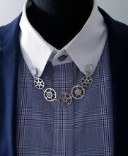 Load image into Gallery viewer, Metal Gear Collar Chain Pin
