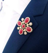 Load image into Gallery viewer, Pearl Rhinestones Vintage Brooch Pin
