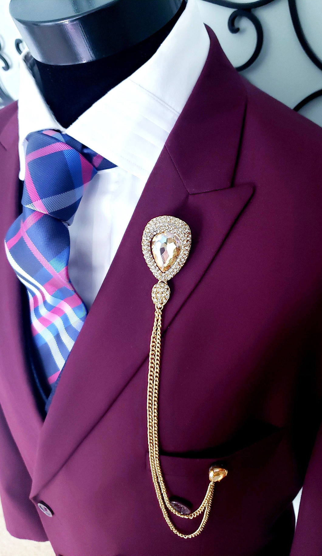 Elegant Crystal Rhinestone Lapel Pin with Gold Chains 
